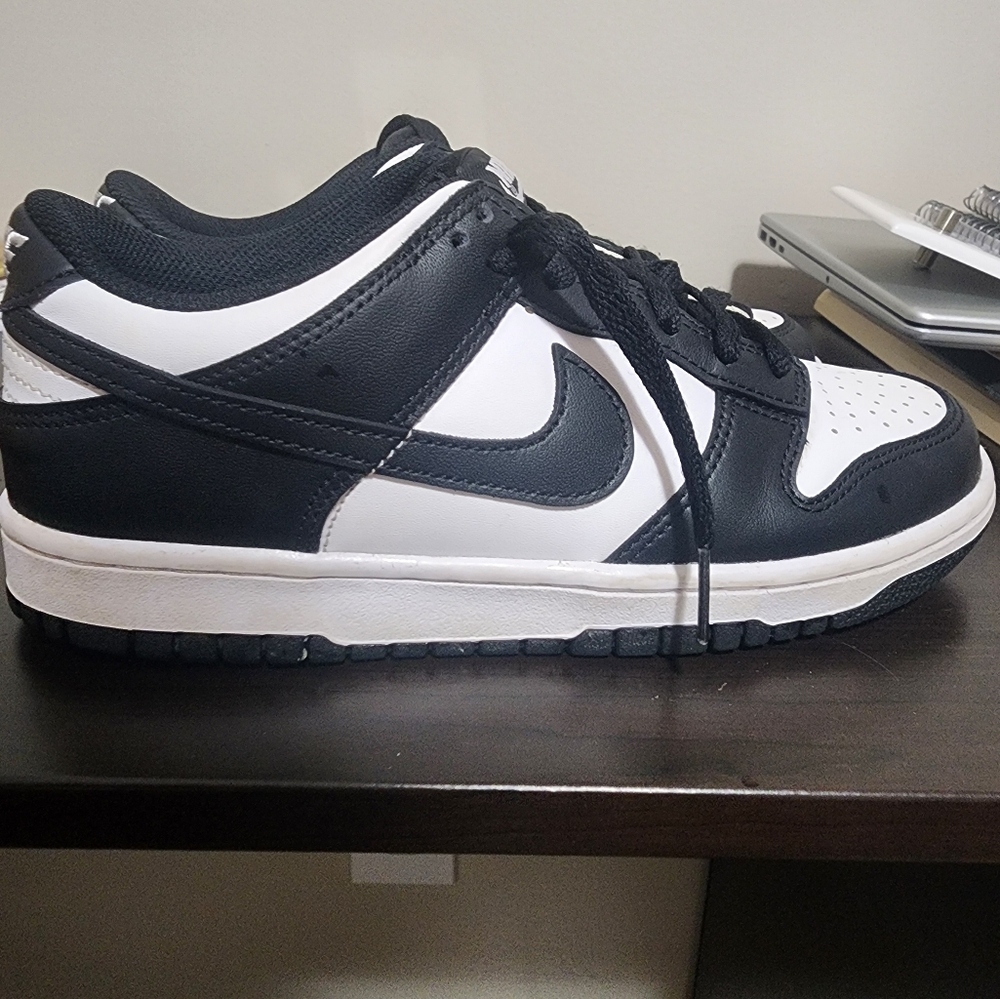 Nike Kids Sneakers Black and White